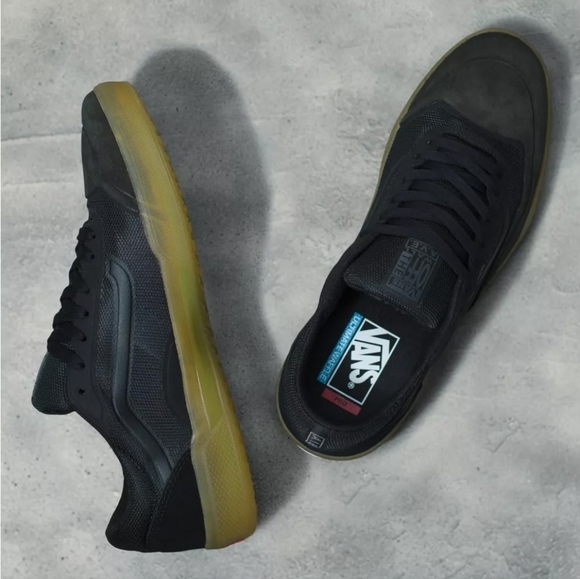 Vans Ave Pro 1 Ultimatewaffle Men Black And Gum Bottom New 082025